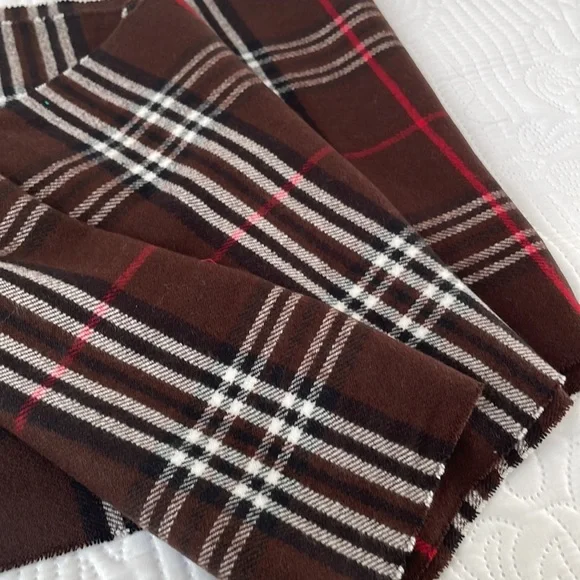 🔴SOLD-100% Cashmere Scarf - Picture 5 of 5